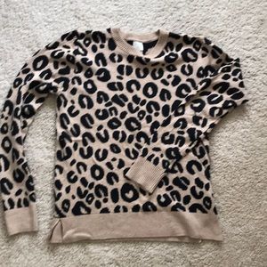 Leopard print sweater!